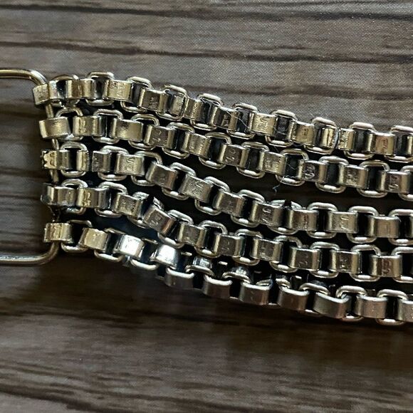 Chanel belt  - Picture 4 of 8